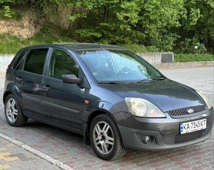 Сірий Форд Фієста, об'ємом двигуна 1.4 л та пробігом 210 тис. км за 4000 $, фото 2 на Automoto.ua