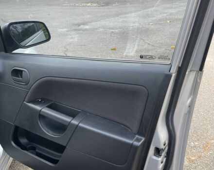 Сірий Форд Фієста, об'ємом двигуна 1.3 л та пробігом 180 тис. км за 5600 $, фото 8 на Automoto.ua