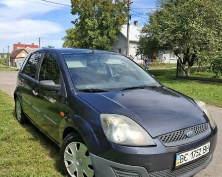 Сірий Форд Фієста, об'ємом двигуна 1.39 л та пробігом 290 тис. км за 3299 $, фото 1 на Automoto.ua