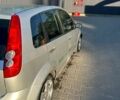 Сірий Форд Фієста, об'ємом двигуна 1.39 л та пробігом 197 тис. км за 3700 $, фото 5 на Automoto.ua