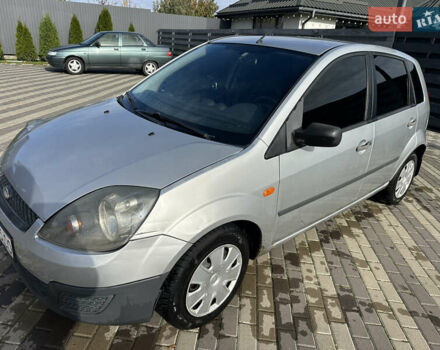 Форд Фиеста 2007 в Борисполе на Automoto.ua Серый Форд Фиеста, объемом двигателя 1.4 л и пробегом 255 тыс. км за 3900 $, фото 2 на Automoto.ua