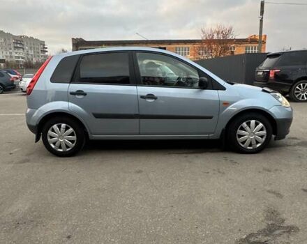 Серый Форд Фиеста, объемом двигателя 1.2 л и пробегом 145 тыс. км за 4350 $, фото 3 на Automoto.ua