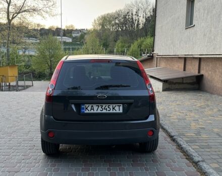 Сірий Форд Фієста, об'ємом двигуна 1.4 л та пробігом 210 тис. км за 4000 $, фото 6 на Automoto.ua