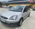 Сірий Форд Фієста, об'ємом двигуна 1.24 л та пробігом 240 тис. км за 3000 $, фото 1 на Automoto.ua