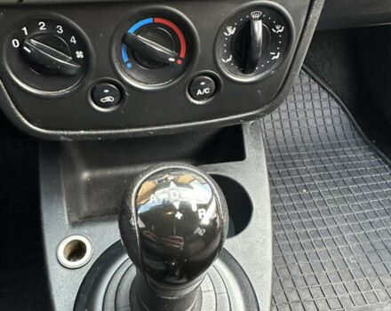 Форд Фиеста 2007 в Борисполе на Automoto.ua Серый Форд Фиеста, объемом двигателя 1.4 л и пробегом 255 тыс. км за 3900 $, фото 11 на Automoto.ua