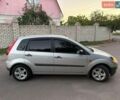 Сірий Форд Фієста, об'ємом двигуна 1.24 л та пробігом 205 тис. км за 4299 $, фото 2 на Automoto.ua