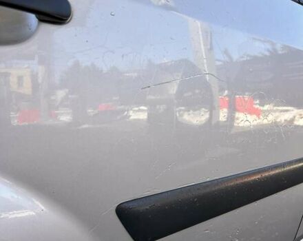 Серый Форд Фиеста, объемом двигателя 1.24 л и пробегом 210 тыс. км за 4000 $, фото 7 на Automoto.ua