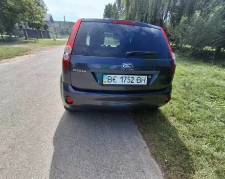 Серый Форд Фиеста, объемом двигателя 1.4 л и пробегом 204 тыс. км за 3799 $, фото 3 на Automoto.ua