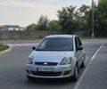 Серый Форд Фиеста, объемом двигателя 1.2 л и пробегом 242 тыс. км за 3700 $, фото 3 на Automoto.ua