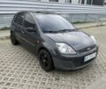 Серый Форд Фиеста, объемом двигателя 1.4 л и пробегом 202 тыс. км за 3499 $, фото 1 на Automoto.ua