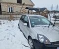 Серый Форд Фиеста, объемом двигателя 1.4 л и пробегом 278 тыс. км за 1550 $, фото 4 на Automoto.ua