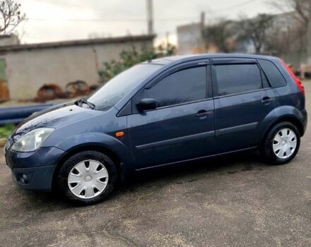 Серый Форд Фиеста, объемом двигателя 1.4 л и пробегом 213 тыс. км за 4700 $, фото 4 на Automoto.ua