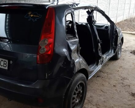 Сірий Форд Фієста, об'ємом двигуна 0 л та пробігом 206 тис. км за 1000 $, фото 6 на Automoto.ua