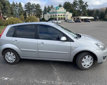Сірий Форд Фієста, об'ємом двигуна 1.3 л та пробігом 180 тис. км за 5600 $, фото 20 на Automoto.ua
