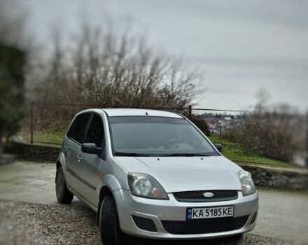Сірий Форд Фієста, об'ємом двигуна 1.2 л та пробігом 246 тис. км за 3800 $, фото 1 на Automoto.ua