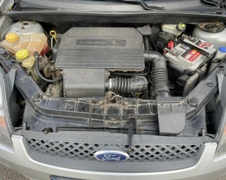 Сірий Форд Фієста, об'ємом двигуна 1.3 л та пробігом 180 тис. км за 5600 $, фото 17 на Automoto.ua