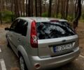 Серый Форд Фиеста, объемом двигателя 1.3 л и пробегом 1 тыс. км за 3999 $, фото 4 на Automoto.ua