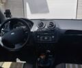 Сірий Форд Фієста, об'ємом двигуна 1.39 л та пробігом 52 тис. км за 5600 $, фото 9 на Automoto.ua