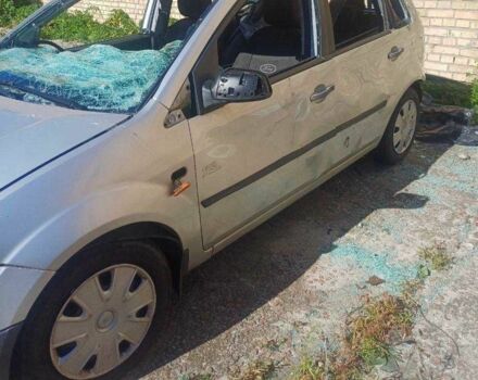 Серый Форд Фиеста, объемом двигателя 1.4 л и пробегом 233 тыс. км за 902 $, фото 4 на Automoto.ua