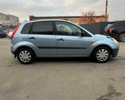 Серый Форд Фиеста, объемом двигателя 1.2 л и пробегом 145 тыс. км за 4350 $, фото 3 на Automoto.ua