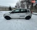 Сірий Форд Фієста, об'ємом двигуна 1.24 л та пробігом 78 тис. км за 2250 $, фото 4 на Automoto.ua