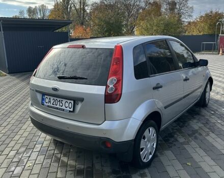 Форд Фиеста 2007 в Борисполе на Automoto.ua Серый Форд Фиеста, объемом двигателя 1.4 л и пробегом 255 тыс. км за 3900 $, фото 3 на Automoto.ua