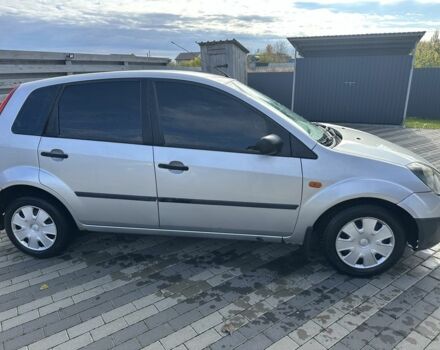 Форд Фиеста 2007 в Борисполе на Automoto.ua Серый Форд Фиеста, объемом двигателя 1.4 л и пробегом 255 тыс. км за 3900 $, фото 5 на Automoto.ua