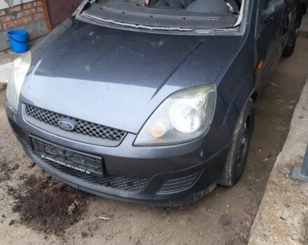 Серый Форд Фиеста, объемом двигателя 0 л и пробегом 206 тыс. км за 1000 $, фото 2 на Automoto.ua