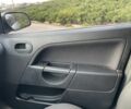 Сірий Форд Фієста, об'ємом двигуна 1.3 л та пробігом 180 тис. км за 5600 $, фото 4 на Automoto.ua