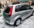 Серый Форд Фиеста, объемом двигателя 1.3 л и пробегом 273 тыс. км за 5500 $, фото 2 на Automoto.ua