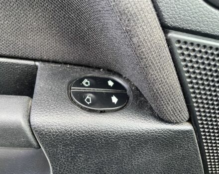 Сірий Форд Фієста, об'ємом двигуна 1.3 л та пробігом 180 тис. км за 5600 $, фото 5 на Automoto.ua