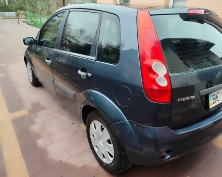 Сірий Форд Фієста, об'ємом двигуна 1.4 л та пробігом 204 тис. км за 3550 $, фото 4 на Automoto.ua