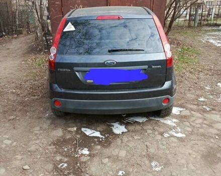Серый Форд Фиеста, объемом двигателя 1.3 л и пробегом 70 тыс. км за 5500 $, фото 2 на Automoto.ua