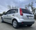 Сірий Форд Фієста, об'ємом двигуна 1.4 л та пробігом 221 тис. км за 4000 $, фото 3 на Automoto.ua