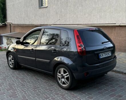 Сірий Форд Фієста, об'ємом двигуна 1.4 л та пробігом 210 тис. км за 4000 $, фото 5 на Automoto.ua