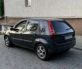 Сірий Форд Фієста, об'ємом двигуна 1.4 л та пробігом 210 тис. км за 4000 $, фото 5 на Automoto.ua