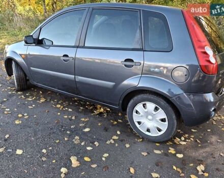 Форд Фиеста 2007 в Львове на Automoto.ua Серый Форд Фиеста, объемом двигателя 1.4 л и пробегом 291 тыс. км за 2950 $, фото 3 на Automoto.ua