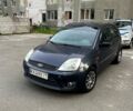 Серый Форд Фиеста, объемом двигателя 1.4 л и пробегом 318 тыс. км за 4500 $, фото 1 на Automoto.ua