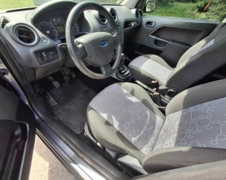 Серый Форд Фиеста, объемом двигателя 1.4 л и пробегом 204 тыс. км за 3799 $, фото 7 на Automoto.ua