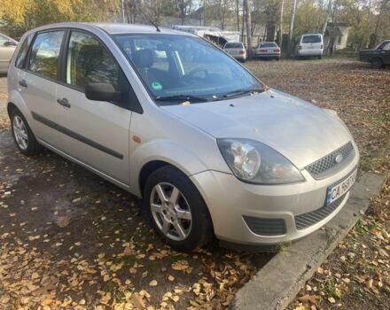 Сірий Форд Фієста, об'ємом двигуна 1.2 л та пробігом 200 тис. км за 2554 $, фото 1 на Automoto.ua