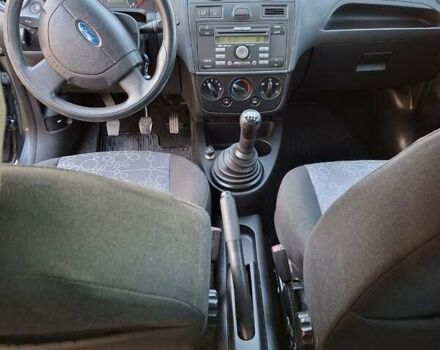 Форд Фиеста 2007 в Львове на Automoto.ua Серый Форд Фиеста, объемом двигателя 1.4 л и пробегом 291 тыс. км за 2950 $, фото 7 на Automoto.ua