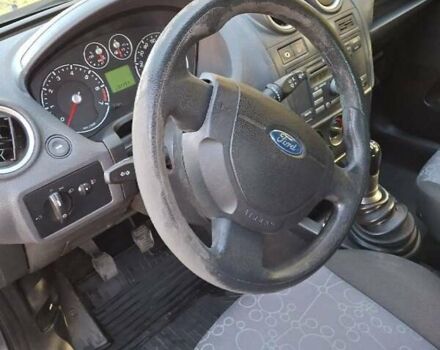 Сірий Форд Фієста, об'ємом двигуна 1.4 л та пробігом 292 тис. км за 3499 $, фото 2 на Automoto.ua