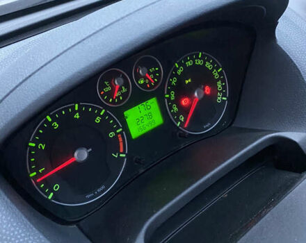 Серый Форд Фиеста, объемом двигателя 1.24 л и пробегом 156 тыс. км за 3500 $, фото 9 на Automoto.ua