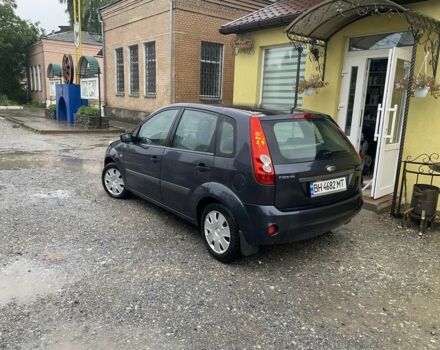 Серый Форд Фиеста, объемом двигателя 1.4 л и пробегом 270 тыс. км за 3500 $, фото 3 на Automoto.ua