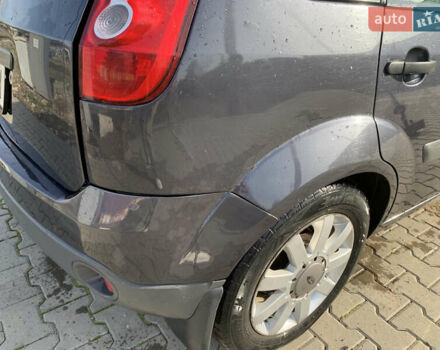 Сірий Форд Фієста, об'ємом двигуна 1.4 л та пробігом 161 тис. км за 2750 $, фото 6 на Automoto.ua