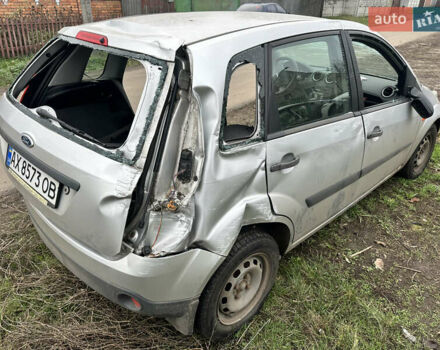 Сірий Форд Фієста, об'ємом двигуна 1.39 л та пробігом 88 тис. км за 1000 $, фото 3 на Automoto.ua