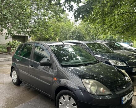 Сірий Форд Фієста, об'ємом двигуна 1.2 л та пробігом 172 тис. км за 3800 $, фото 7 на Automoto.ua