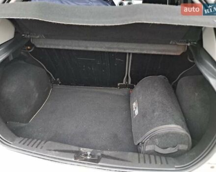 Сірий Форд Фієста, об'ємом двигуна 1.39 л та пробігом 183 тис. км за 3950 $, фото 11 на Automoto.ua