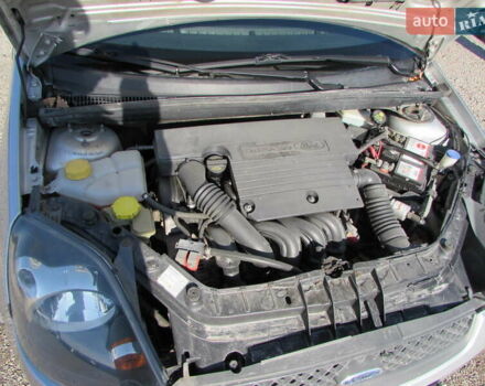 Серый Форд Фиеста, объемом двигателя 1.39 л и пробегом 223 тыс. км за 4200 $, фото 24 на Automoto.ua