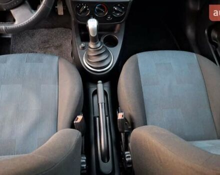 Сірий Форд Фієста, об'ємом двигуна 1.39 л та пробігом 250 тис. км за 4400 $, фото 6 на Automoto.ua